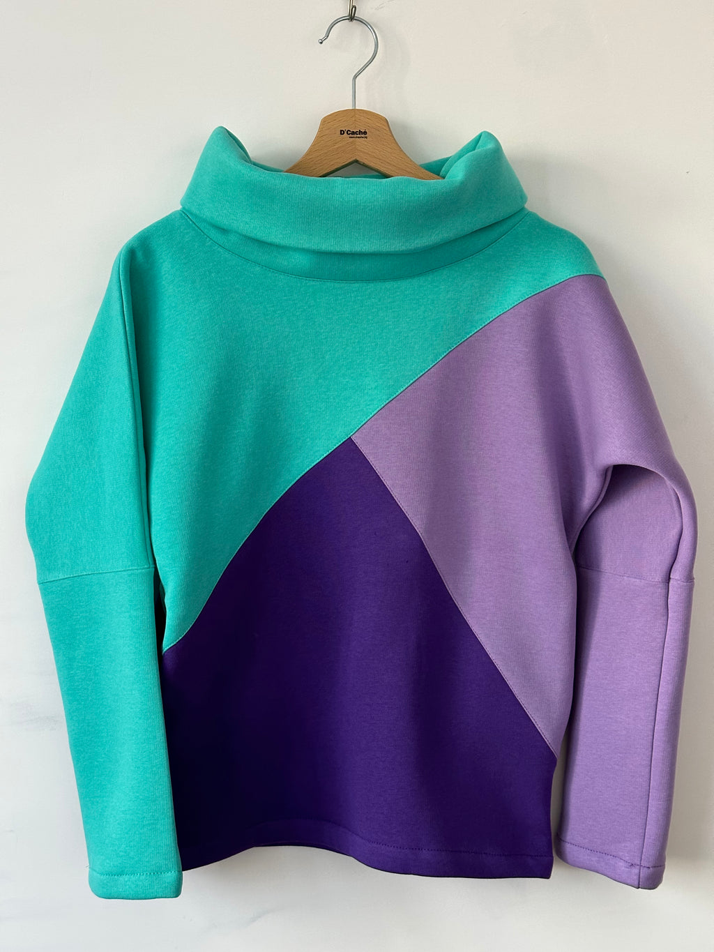 Warm & Soft Women's Pocket Sweater