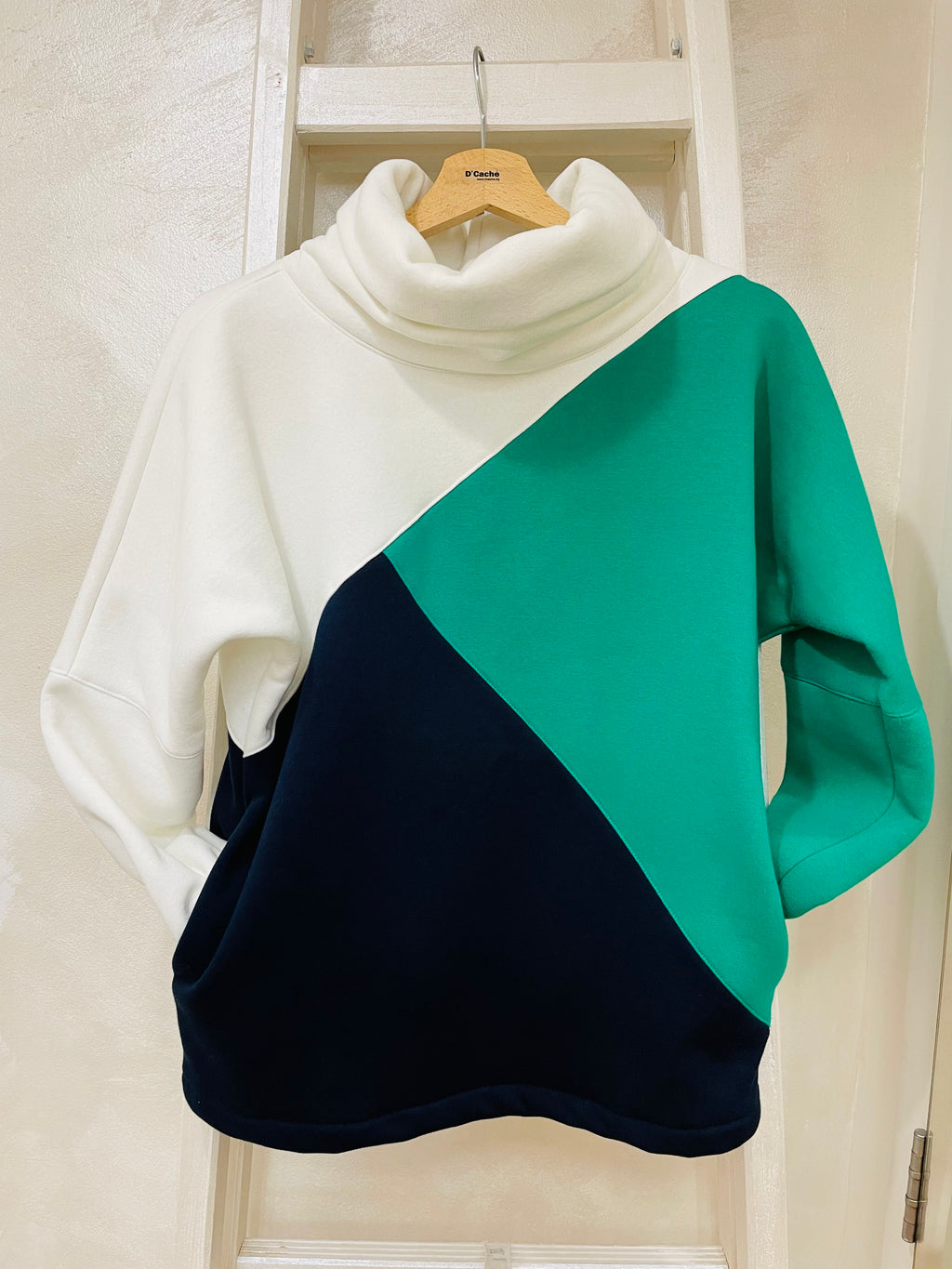 Warm & Soft Women's Pocket Sweater