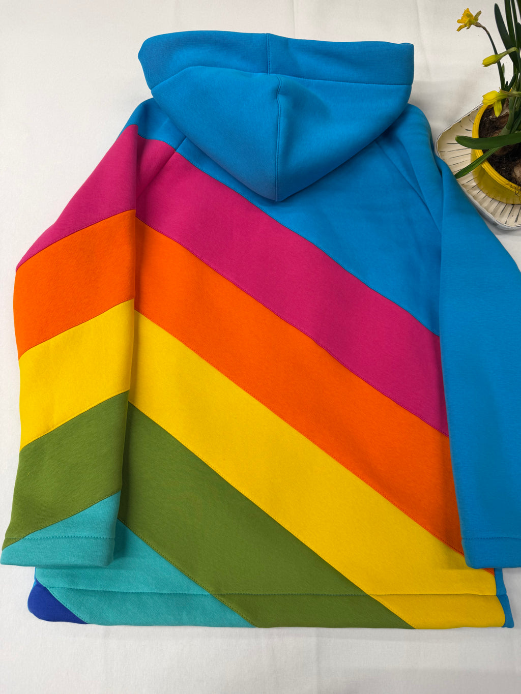 WOMEN'S HOODIES WITH ZIP